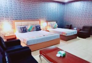 Hotel Versa Appartments lodges Gulberg3客房内的一张或多张床位