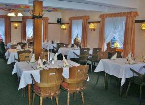 尼德根施米特本恩司徒餐厅酒店的相册照片