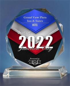 章克申城Grandview Plaza Inn的金属奖杯,带大广场的旅馆和套房