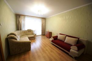 72 Arenda Apartment Stavropolskaya 1 bld 2的休息区