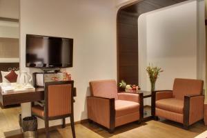 新德里Hotel Godwin Deluxe -Near New Delhi Railway Station - Paharganj的相册照片