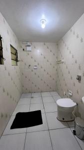 Pousada Central Jaraguá的一间浴室