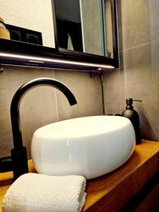 Stilvolle Maisonette Wohnung的一间浴室