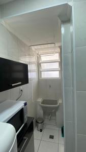 Apartamento Frente ao Mar Santos II的一间浴室