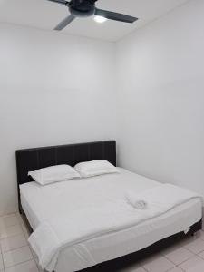 Homestay Desa Manjung Point, 437客房内的一张或多张床位