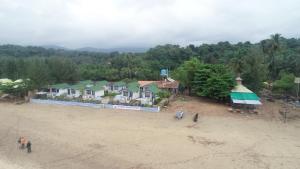 阿贡达Agonda island view的海滩上房屋的空中景致