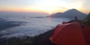 BaturajaBatur Sunset Sunrise camping的相册照片