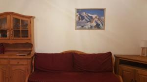 Le Chalet de Poche - Gite 2 étoiles - 5 pers的休息区