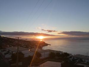 圣克鲁斯Despertar do Sol的享有日落水景