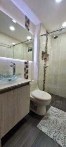 Hermoso apartamento Ciudad Pacifica的一间浴室