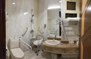 Makkah Jewel Hotel的一间浴室