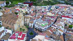 拉努西亚Apartments 4 you - "Plaza Mayor" - La Nucia的城市空中景观和建筑