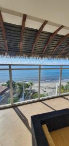 CopecitoAlquiler Apto Ibiza Playa Corona- Reserva mínimo 2 noches的海景客厅