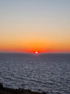 阿梅尼斯蒂斯Panorama的日落和日落