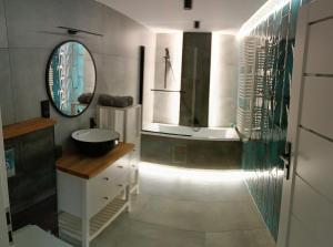Tortuga Apartments II的一间浴室