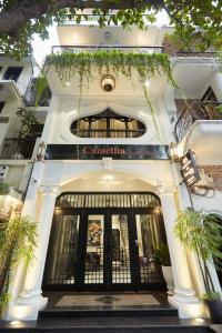 河内Camellia Residence Hanoi的商店入口处的建筑物