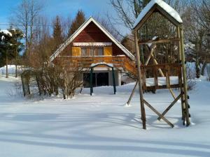 冬天的Chalet de 2 chambres avec jardin amenage et wifi a Autrans Meaudre en Vercors