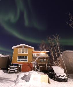 冬天的Sunshine Guest House Yellowknife