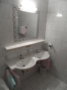 索纳尔姆旅馆的一间浴室