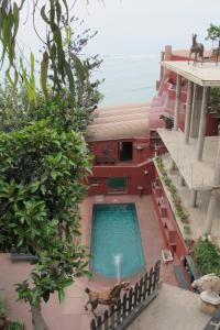 秘鲁第二之家酒店内部或周边泳池景观