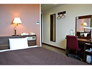 Imari Grand Hotel - Vacation STAY 19271v客房内的一张或多张床位