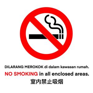 吉隆坡Tiong Nam 32 Kuala Lumpur, 6 mins to LRT PWTC, 15 mins to KLCC的禁止在所有封闭区域吸烟的标志