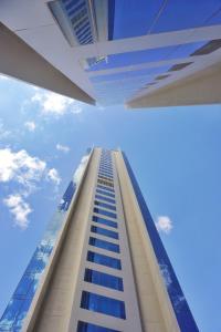 利雅德DAMAC TOWERS riyadh داماك的高层建筑,眺望天空