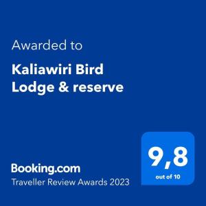 比亚维森西奥Kaliawiri Bird Lodge & reserve的给卡利克里特鸟发短信的手机的屏幕