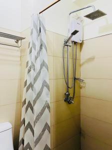 Wind Suites Tagaytay at SMDC的一间浴室