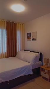 One Spatial Two Bedroom Condominium Unit with Pool and Gym free Netflix and wifi平面图