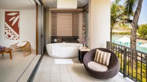 洲际斐济高尔夫度假村及Spa酒店的一间浴室