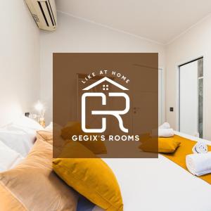 米兰Gegix's Rooms Milano的一间标有“怪客”客房标志的房间