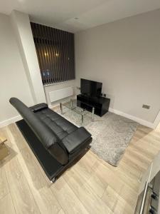 Whole apartment in Harrow Town centre的休息区