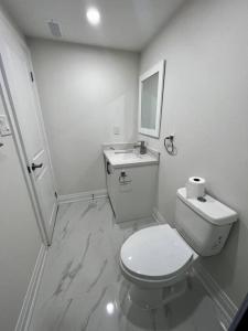 New Luxurious Studio Apartment的一间浴室