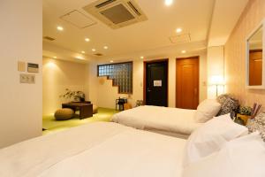 Evergreen Shinjuku Supreme - Vacation STAY 37113v客房内的一张或多张床位