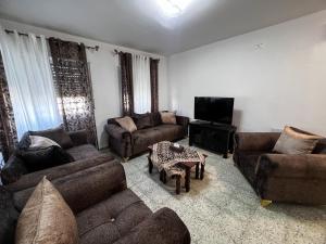 Naji's House in Bethlehem-Full apartement的休息区