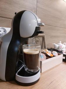 格武霍瓦济Apartament Mar&Mel的咖啡壶是冲泡咖啡的