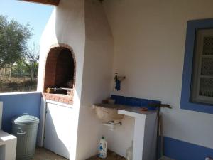 Villa Molleza - Perto Praias Porto Covo e Milfontes的一间浴室