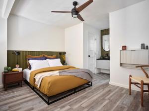 Midcentury Couples Designer Loft - Casa Tuya
