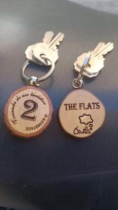 阿维拉The Flats的两个带头发的钥匙链和公寓