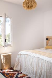Spacious & Luxury villa in centre Ibiza客房内的一张或多张床位