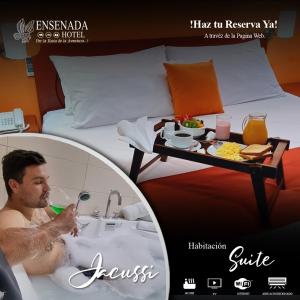 圣胡安Ensenada Hotel的浴缸里的人,带食物托盘