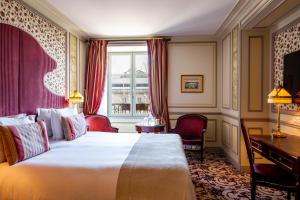 洲际波尔多格兰德酒店客房内的一张或多张床位