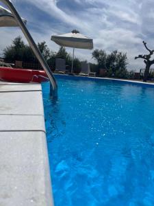 Villa Evàlia - Private Villa With Pool -Malakonda ,Eretria ,Greece内部或周边的泳池