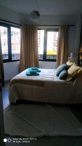 Avellaneda UNO Apartment en Caballito客房内的一张或多张床位