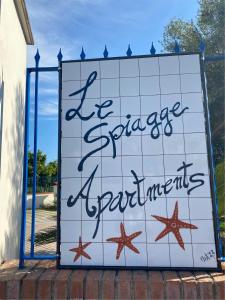 斯佩隆加Residenza Le Spiagge的海星上的海滩标志