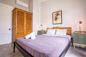 Villa #12 - Blue Venao, Playa Venao客房内的一张或多张床位