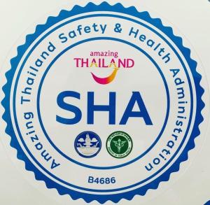 班泰Phangan Hometown Resort - Adults Only的半岛年度安全与健康标志