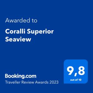 普罗塔拉斯Coralli Superior Seaview的手机的屏幕,带有要叫上级的短信