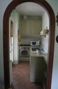 Villino Oliva的厨房或小厨房